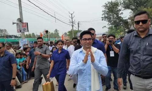अभिषेक की सेबाश्रय पर बिमान बनर्जी का बयान, सरकार से कोई संबंध नहीं