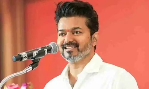 TVK नेता विजय ने तमिल भाषा की रक्षा का संकल्प लेने का आह्वान किया TVK नेता विजय ने तमिल भाषा की रक्षा का संकल्प लेने का आह्वान किया