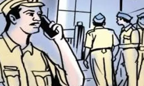 Moradabad: स्टांप की खेप बरामद करने का प्रयास Moradabad: स्टांप की खेप बरामद करने का प्रयास