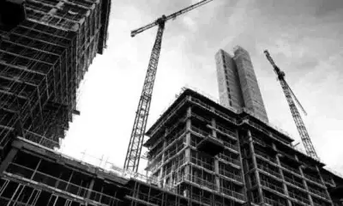 Suryapet में थुंगाथुर्ती विधायक के सामने लोगों ने किया विरोध प्रदर्शन
