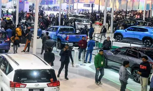 भारत में Electric cars की पहुंच वित्त वर्ष 30 तक बढ़कर 9 प्रतिशत हो जाएगी- नोमुरा रिपोर्ट