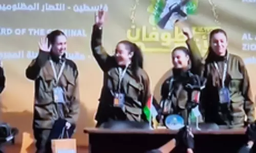 Hamas के साथ दूसरे अदला-बदली समझौते में चार इज़रायली महिला सैनिक घर लौटीं