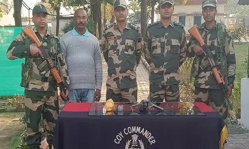 BSF ने अमृतसर में पंजाब सीमा के पास ड्रोन और ड्रग्स जब्त किए