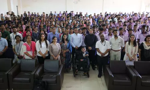 CM ने छात्रों से साइबर सुरक्षा-डिजिटल कानून में करियर बनाने का आग्रह किया