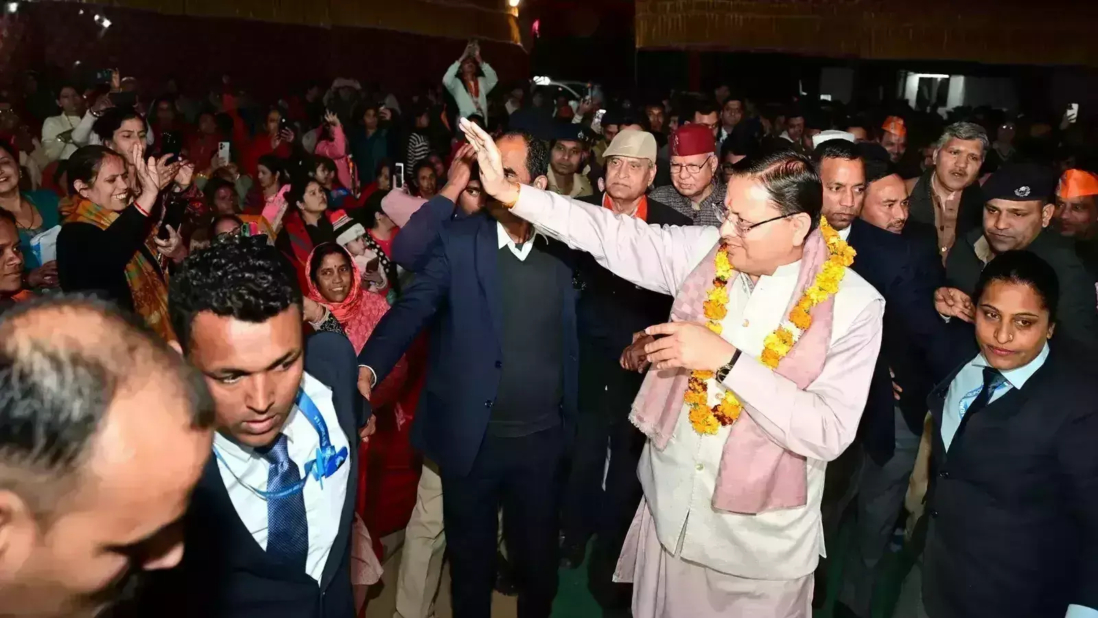 Dehradun: दिल्ली में बनेगी डबल इंजन की सरकार: सीएम पुष्कर सिंह धामी Dehradun: दिल्ली में बनेगी डबल इंजन की सरकार: सीएम पुष्कर सिंह धामी
