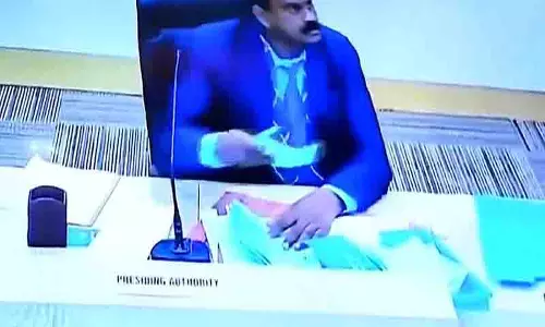 Mayor ने SC का रुख किया, ‘हाथ उठाकर’ चुनाव कराने की मांग की
