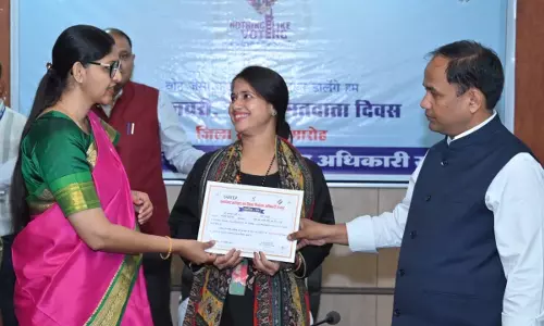 राजधानी रायपुर में सफल निर्वाचन के लिए संपूर्ण जिला प्रशासन बधाई के पात्र: मुख्य निर्वाचन पदाधिकारी