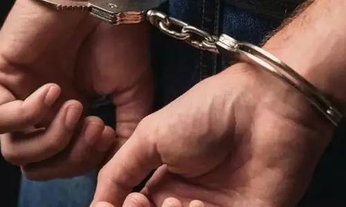 Hyderabad में अवैध किडनी प्रत्यारोपण रैकेट में नौ लोग गिरफ्तार Hyderabad में अवैध किडनी प्रत्यारोपण रैकेट में नौ लोग गिरफ्तार