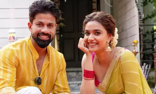 मेरे पति मुश्किल हालात में भी खुद को ढाल लेते हैं: Keerthi Suresh मेरे पति मुश्किल हालात में भी खुद को ढाल लेते हैं: Keerthi Suresh