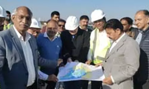 Haryana के मंत्री ने प्रस्तावित ग्लोबल सिटी पर समीक्षा बैठक की Haryana के मंत्री ने प्रस्तावित ग्लोबल सिटी पर समीक्षा बैठक की