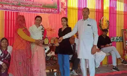 8 बालिकाओं को राजस्थान सरकार निशुल्क टैबलेट दिया गया, Bikaner जिले में तीसरा स्थान ममता सुथार