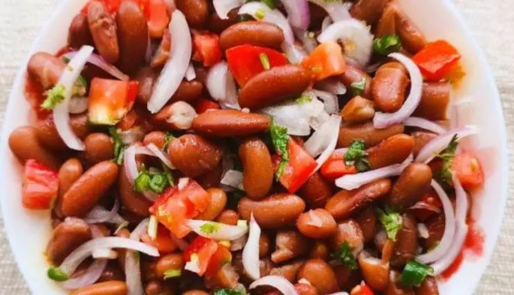 Rajma Chaat:  मिनटों में तैयार करें ये चटपटी डिश