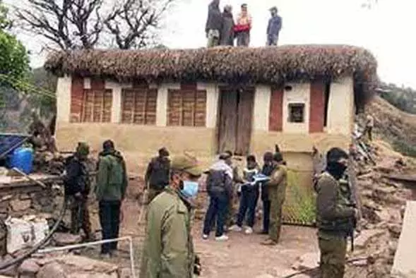 रहस्यमय बीमारी- 2 मरीज आईसीयू में, 9 अन्य निगरानी वार्ड में: जीएमसी राजौरी के प्रिंसिपल रहस्यमय बीमारी- 2 मरीज आईसीयू में, 9 अन्य निगरानी वार्ड में: जीएमसी राजौरी के प्रिंसिपल