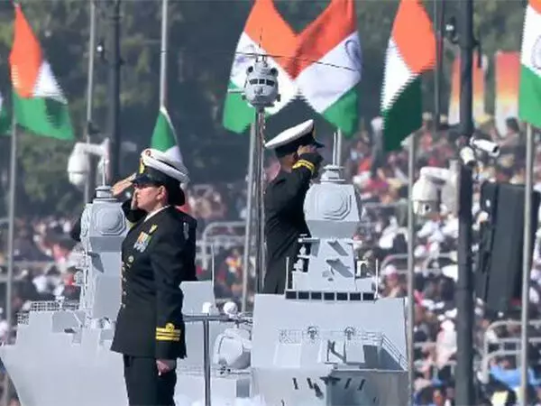 Republic Day पर भारत ने INS सूरत, INS नीलगिरी, INS वाग्शीर के साथ समुद्री ताकत का प्रदर्शन किया