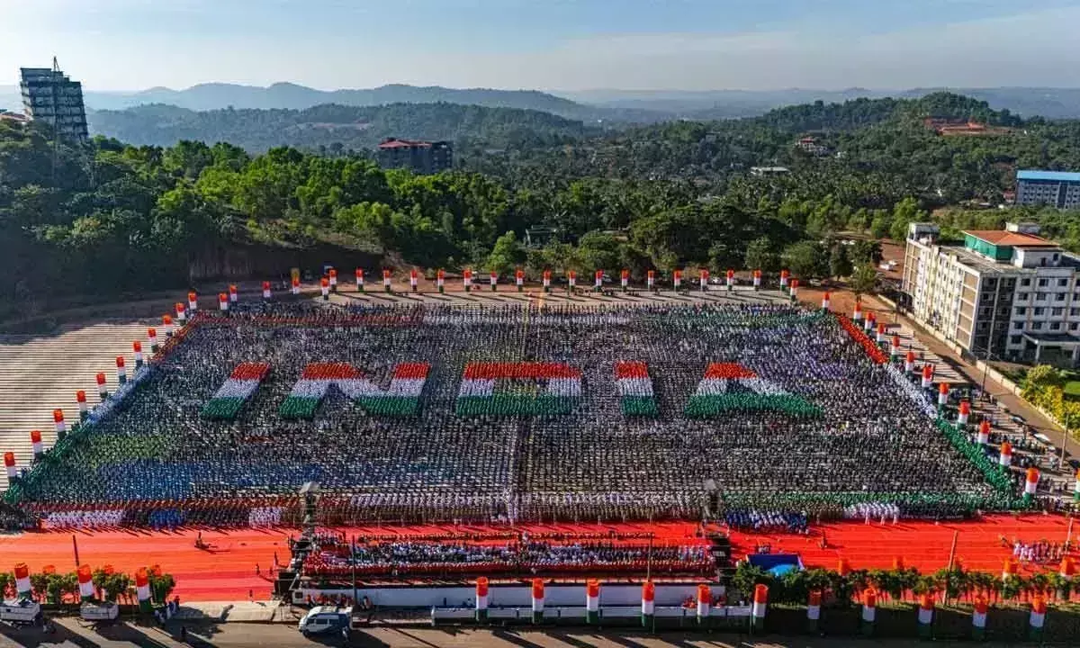 मूडबिद्री ने गणतंत्र दिवस मनाने के लिए भारत की सबसे बड़ी छात्र सभा की मेजबानी की