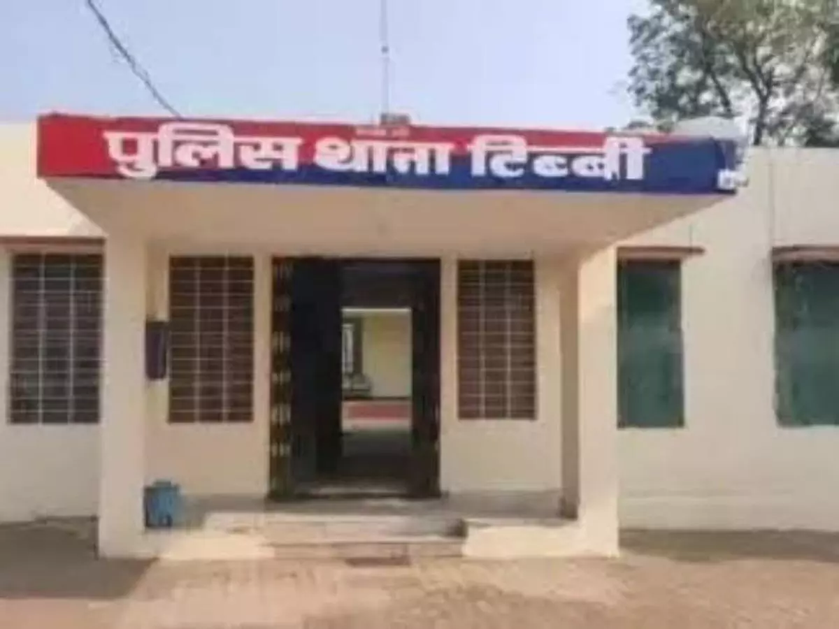 Hanumangarh: बुजुर्ग महिला ने अपने बेटे और बहू पर जेवरात और नकदी चोरी का आरोप