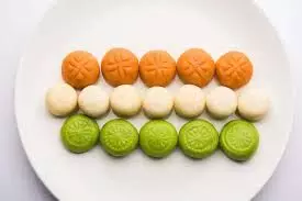 गणतंत्र के इस त्यौहार में घोले Tiranga Peda की मिठास