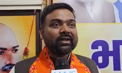 अरविंद केजरीवाल से ज्यादा झूठ कोई नहीं बोलता : गुरु प्रकाश पासवान अरविंद केजरीवाल से ज्यादा झूठ कोई नहीं बोलता : गुरु प्रकाश पासवान