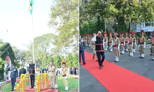 राजभवन रायपुर में 76वें गणतंत्र दिवस पर तिरंगा फहराया गया राजभवन रायपुर में 76वें गणतंत्र दिवस पर तिरंगा फहराया गया