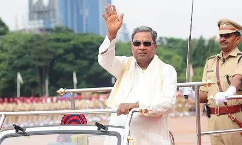 76वें गणतंत्र दिवस समारोह: सीएम ने लोगों को दी शुभकामनाएं