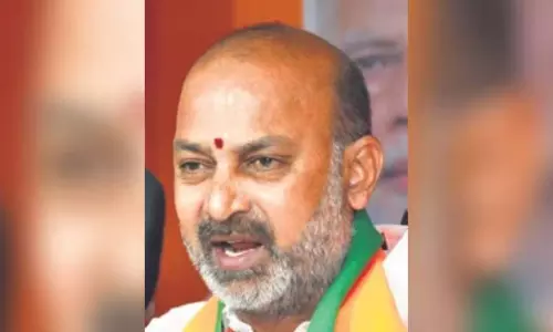 Bandi Sanjay Kumar: PMAY के तहत गरीबों के लिए घर, इंदिराम्मा आवास नहीं Bandi Sanjay Kumar: PMAY के तहत गरीबों के लिए घर, इंदिराम्मा आवास नहीं