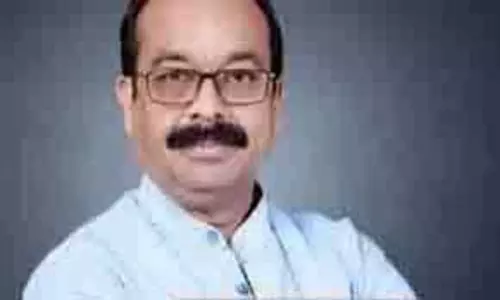 आर-डे: एमसी हाजिन ने स्वच्छतंत्र कार्यक्रम की मेजबानी की आर-डे: एमसी हाजिन ने स्वच्छतंत्र कार्यक्रम की मेजबानी की