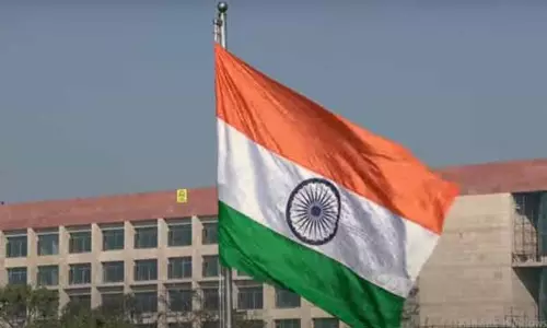 राष्ट्रपति मुर्मू ने गणतंत्र दिवस पर कर्तव्य पथ पर राष्ट्रीय ध्वज फहराया