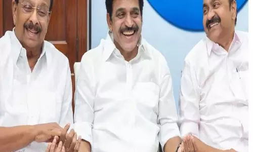 Kerala में आंतरिक कलह को सुलझाने और एकता को मजबूत करने के लिए Kerala में आंतरिक कलह को सुलझाने और एकता को मजबूत करने के लिए