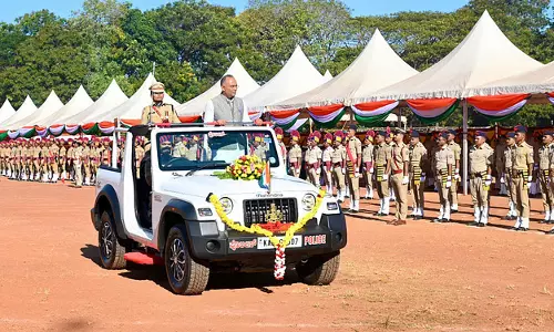सिद्धारमैया सभी के पसंदीदा नेता हैं: मंत्री दिनेश गुंडू राव सिद्धारमैया सभी के पसंदीदा नेता हैं: मंत्री दिनेश गुंडू राव