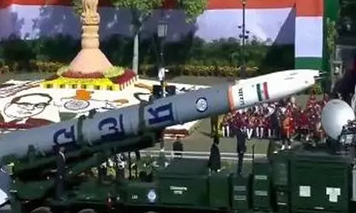 DRDO ने 76वें गणतंत्र दिवस परेड के दौरान प्रलय हथियार प्रणाली, रक्षा कवच का प्रदर्शन किया