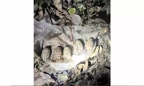 गणतंत्र दिवस से पहले Assam में विस्फोटक बरामद गणतंत्र दिवस से पहले Assam में विस्फोटक बरामद