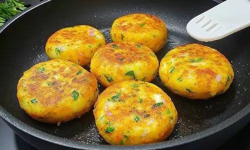 आलू मीट पैनकेक रेसिपी आलू मीट पैनकेक रेसिपी