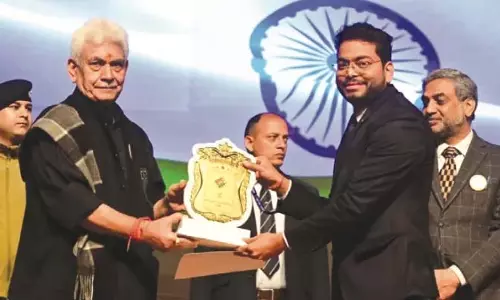 LG Sinha: भारतीय लोकतंत्र सहयोग-शांति का उत्सवी उद्घोष