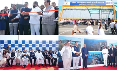 CM Fadnavis ने बांद्रा वर्ली सी लिंक को मुंबई तटीय सड़क से जोड़ने वाले आर्च ब्रिज का उद्घाटन किया CM Fadnavis ने बांद्रा वर्ली सी लिंक को मुंबई तटीय सड़क से जोड़ने वाले आर्च ब्रिज का उद्घाटन किया