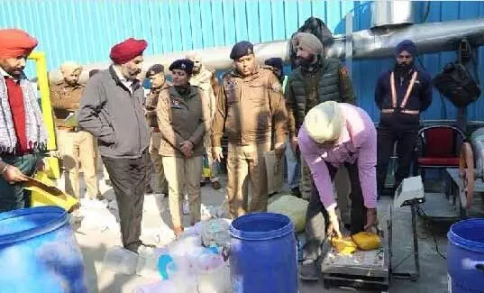 Ferozepur: निर्णायक कार्रवाई करते हुए 63 किलोग्राम हेरोइन और अन्य नशीले पदार्थ नष्ट किए