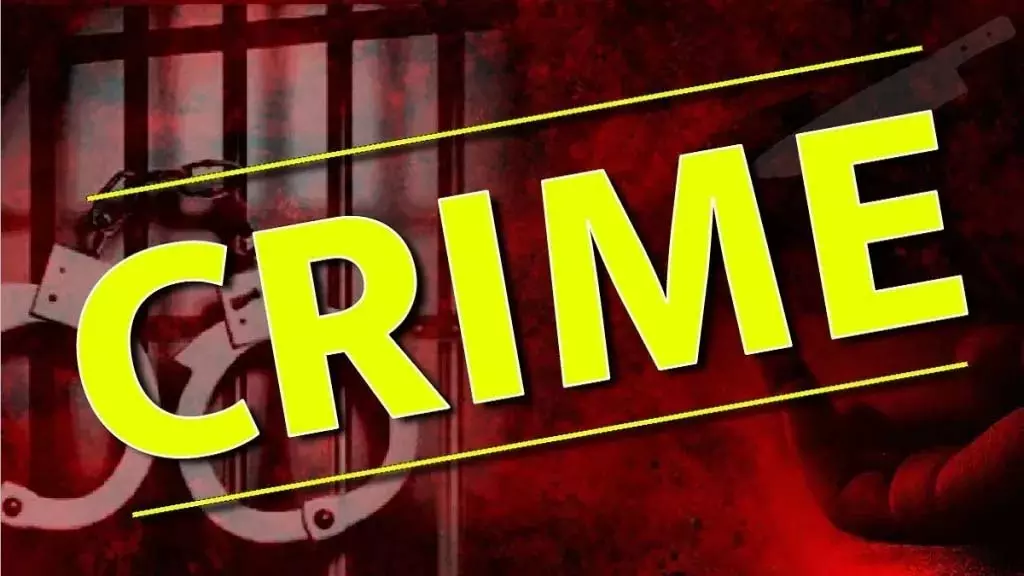 डोंबिवली-कल्याण यात्रा के दौरान नाबालिग छात्रा से युवक ने छेड़छाड़ की डोंबिवली-कल्याण यात्रा के दौरान नाबालिग छात्रा से युवक ने छेड़छाड़ की