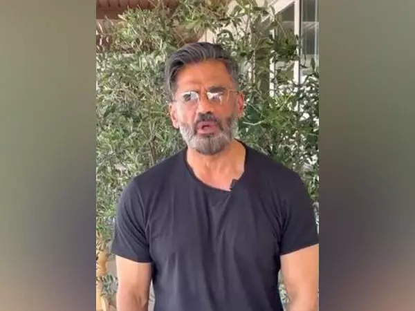 Sunil Shetty ने महाकुंभ में धर्म संसद में शामिल होने की अपील की Sunil Shetty ने महाकुंभ में धर्म संसद में शामिल होने की अपील की