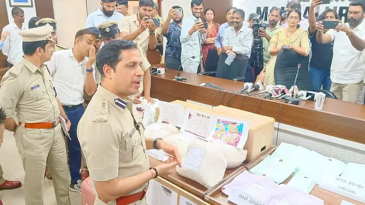 पुलिस कमिश्नर ने कोटेकर बैंक डकैती की साजिश का सिलसिलेवार खुलासा किया