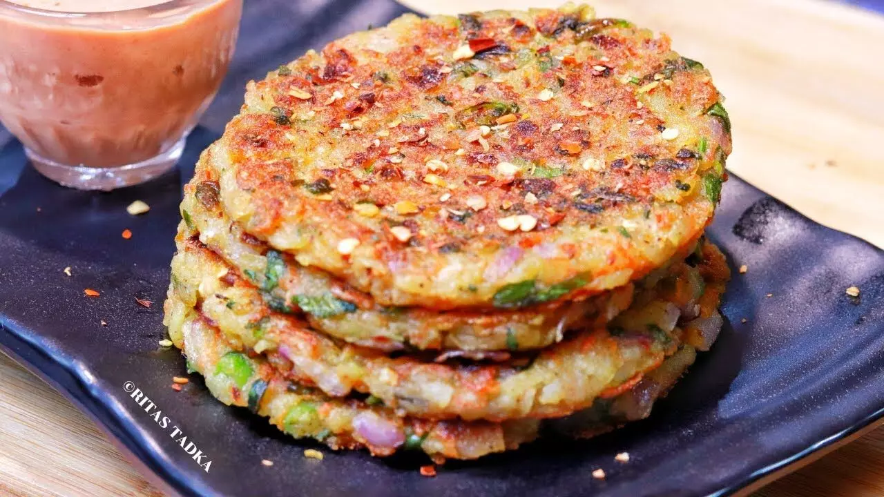 Falahari Cheela व्रत में इस डिश को आजमाएं