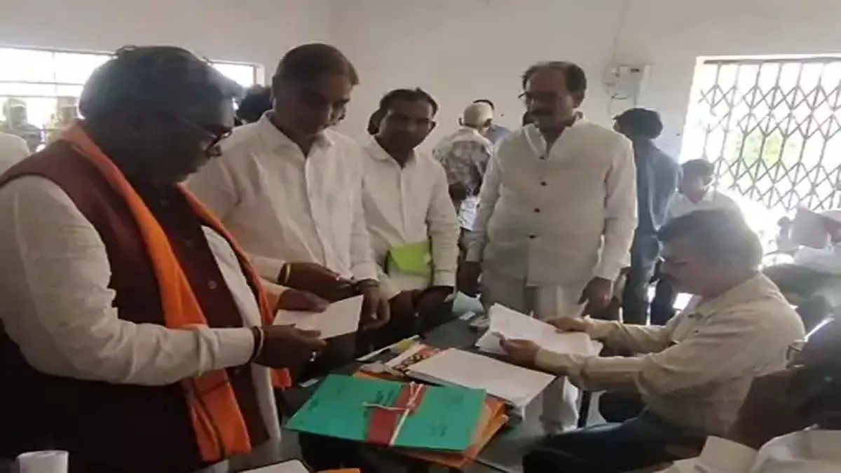 CG BREAKING: इस कांग्रेस उम्मीदवार का नामांकन हुआ खारिज CG BREAKING: इस कांग्रेस उम्मीदवार का नामांकन हुआ खारिज