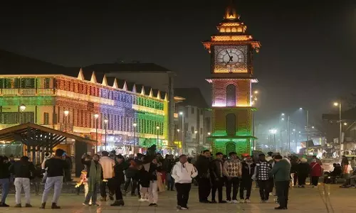 J&K: कश्मीर में ठंड का प्रकोप बढ़ा