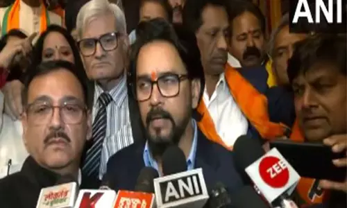 विधानसभा चुनाव से पहले Anurag Thakur ने कहा-आप और कांग्रेस ने मिलकर दिल्ली को लूटा है विधानसभा चुनाव से पहले Anurag Thakur ने कहा-आप और कांग्रेस ने मिलकर दिल्ली को लूटा है