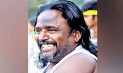 Tamil Nadu: पराई कलाकार वेलु मुरुगन को पद्म श्री पुरस्कार से सम्मानित किया गया