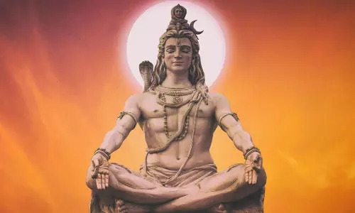 Monthly Shivaratri पर आज इस मुहूर्त में करें पूजा, सुख-समृद्धि में होगी वृद्धि