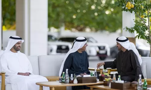 UAE के राष्ट्रपति ने रास अल खैमाह के शासक का स्वागत किया