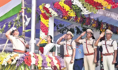 Guntur-Palnadu में गणतंत्र दिवस हर्षोल्लास से मनाया गया
