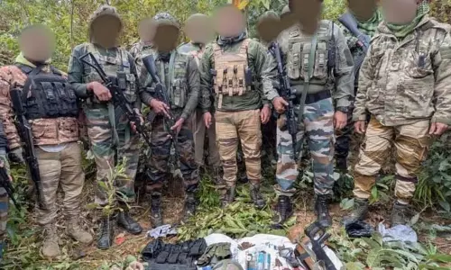 Manipur में संयुक्त सुरक्षा अभियान में 35 हथियार, गोला-बारूद बरामद