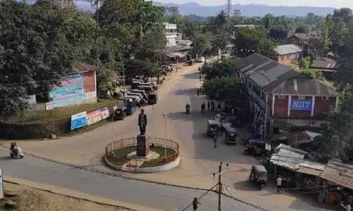 Manipur-Assam सीमा के निवासियों से शांतिपूर्ण सह-अस्तित्व का आग्रह Manipur-Assam सीमा के निवासियों से शांतिपूर्ण सह-अस्तित्व का आग्रह