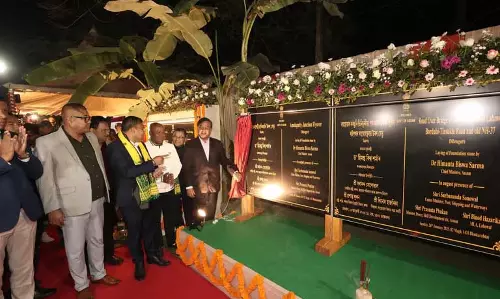 Assam के मुख्यमंत्री ने डिब्रूगढ़ में चार नए फ्लाईओवरों की आधारशिला रखी