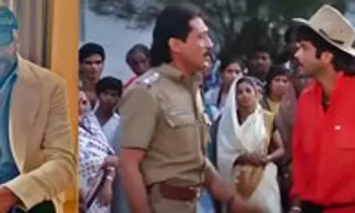 Jackie Shroff ने राम लखन के 36 साल पूरे होने का जश्न मनाया Jackie Shroff ने राम लखन के 36 साल पूरे होने का जश्न मनाया